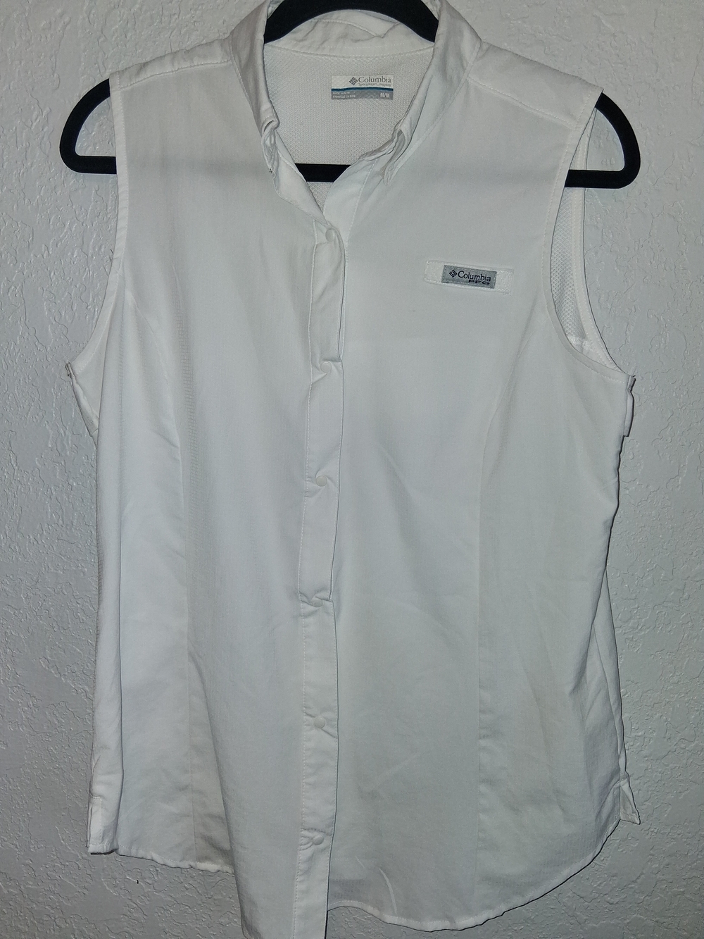 Columbia PFG Womens Medium White Sleeveless Snap Fishing Shirt Omni-Wick
